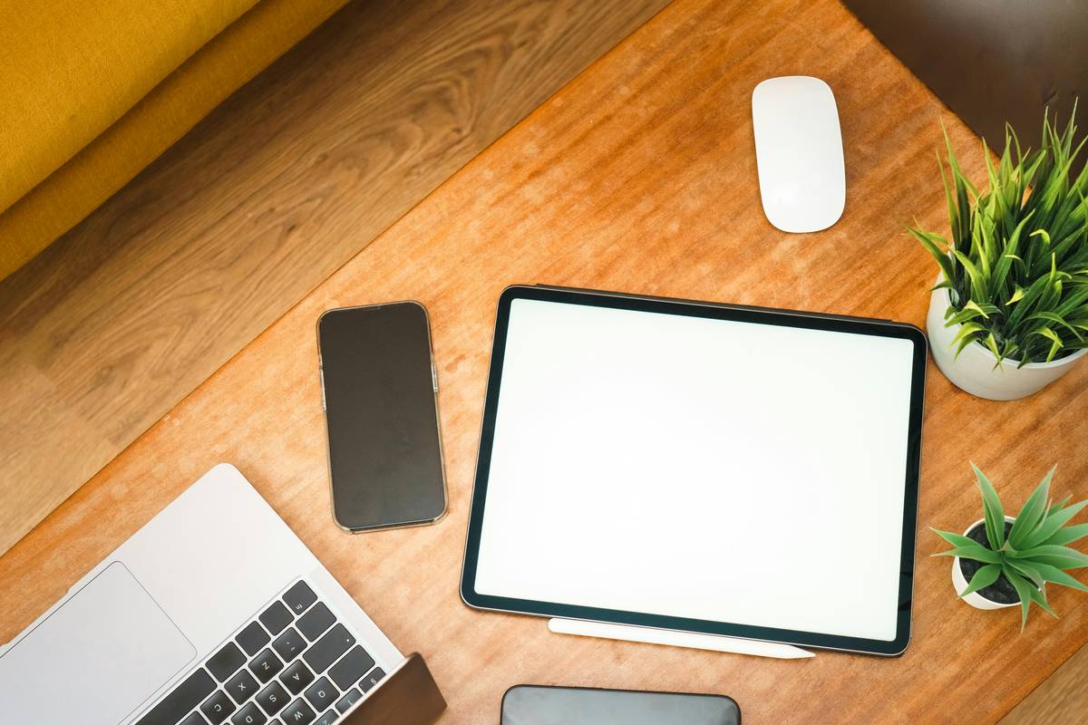 Tech Gadgets for College Students: 7 Essential Picks to Avoid Costly Mistakes